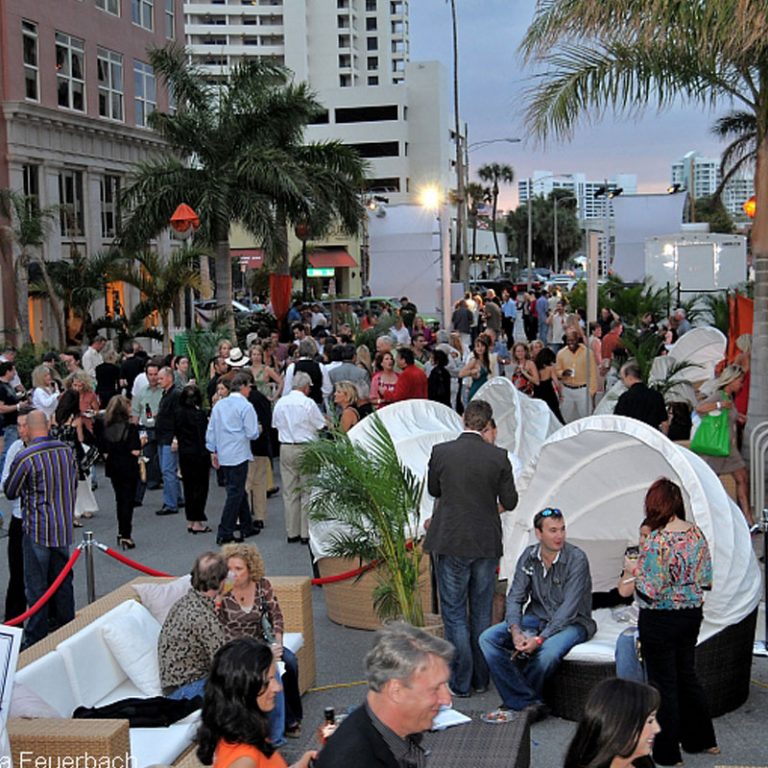 Outdoor Lounge Furniture Rental Chillounge Night